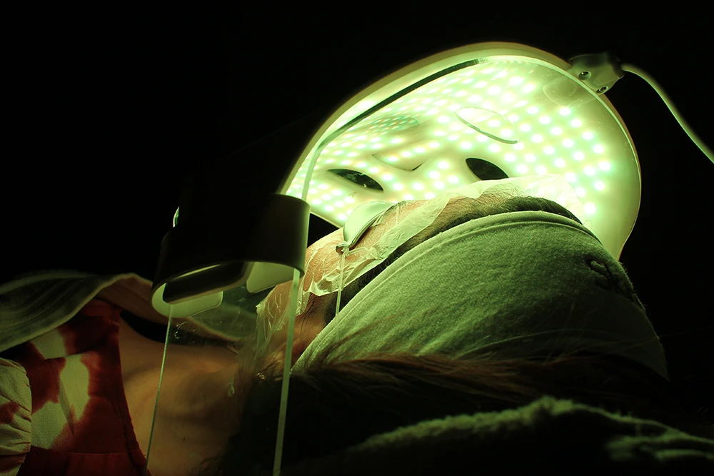 tratamiento con mascara led en la orotava